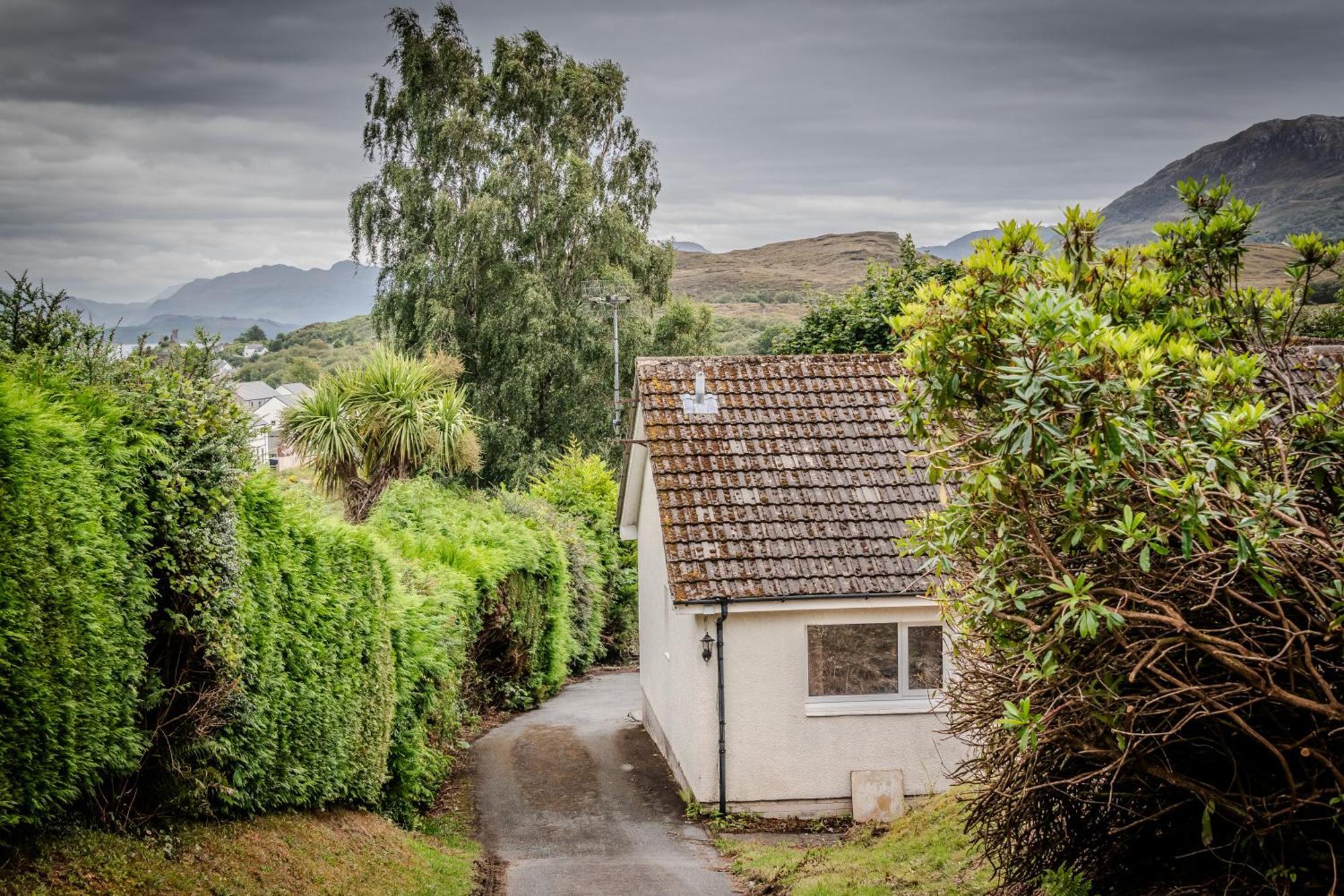 Villa Old Kyle Farm - Stunning Views - 2 Mins From Skye Bridge Kyleakin Exterior foto